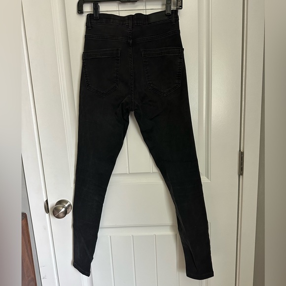 Vero Moda Jeans (Size 2) - Picture 4 of 6